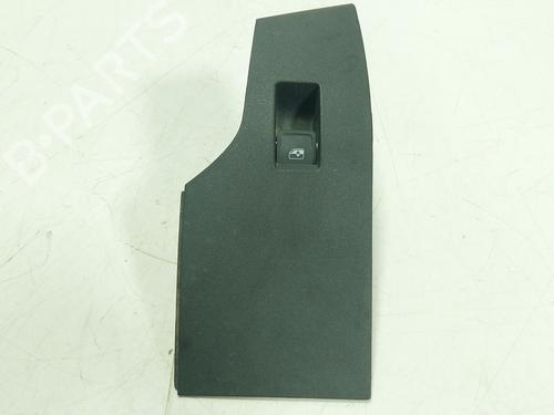 right-front-window-switch-seat-arona-kj7-kjp-2017-30844183 main image