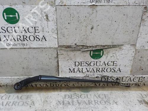 Used Front windshield wiper arm KIA CARENS IV [2013-2025]  3999176