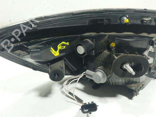 Right taillight RENAULT CLIO V (B7_) 1.5 Blue dCi 100 (B7AD) | BP31163535C35