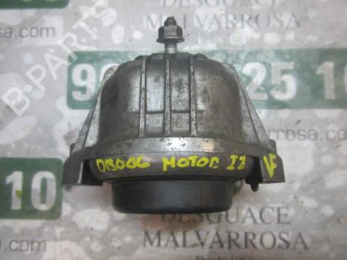 Used Engine mount BMW 1 (E87) 120 d (163 hp) 9081448