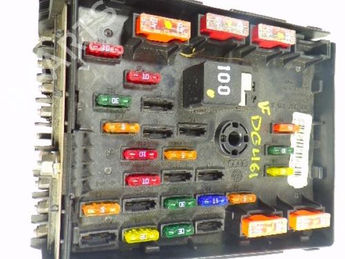 Used Fuse box Fuse box VW CC B7 (358) 2.0 TDI (140 hp) 7662285 7662285