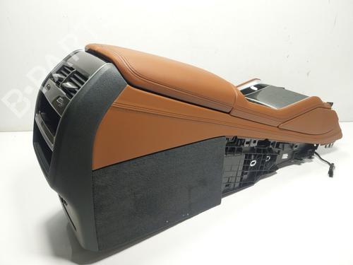 Used Armrest / Center console Armrest / Center console BMW X6 (G06, F96) xDrive 30 d Mild-Hybrid (286 hp) 29323463 29323463