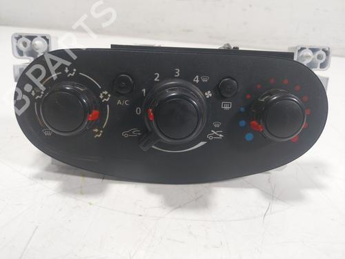 climate-control-dacia-sandero-ii-275101406r-5p3741700-2012-18106674 main image