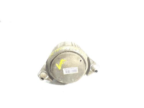 Used Engine mount MERCEDES-BENZ C-CLASS (W204) [2007-2015]  9083394