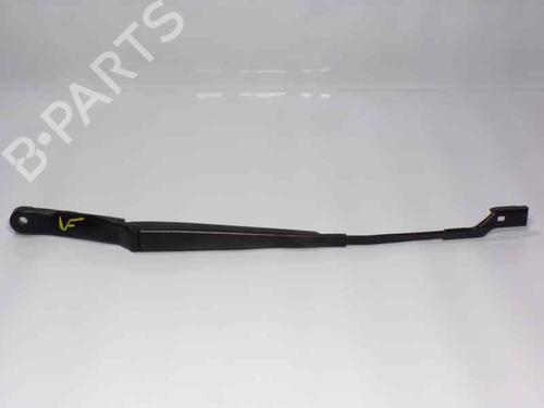 Used Front windshield wiper arm OPEL ASTRA J (P10) 1.7 CDTI (68) (110 hp) 7010583