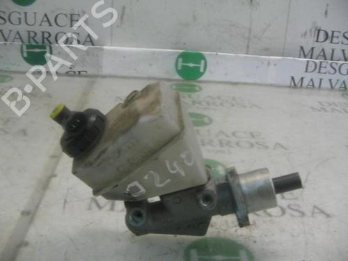Used Brake master cylinder Brake master cylinder RENAULT CLIO II (BB_, CB_) 1.2 (BB0A, BB0F, BB10, BB1K, BB28, BB2D, BB2H, CB0A,... (58 hp) 3774477 3774477