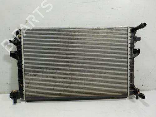 Used Water radiator Water radiator SEAT LEON Sportstourer (KL8, KLD) 2.0 TDI (150 hp) 13927000 13927000