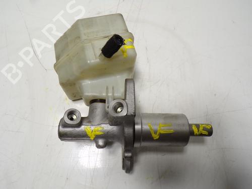 Used Brake master cylinder Brake master cylinder BMW X3 (E83) xDrive 20 d (177 hp) 11190987 11190987