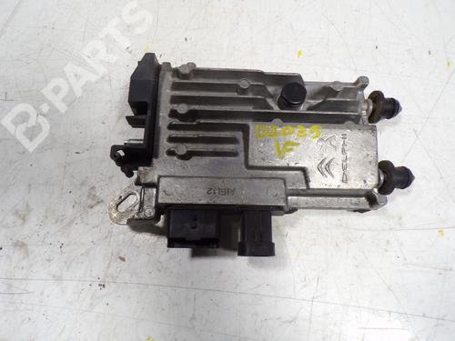 Used Start/Stop ECU Start/Stop ECU PEUGEOT 308 II (LB_, LP_, LW_, LH_, L3_) 1.6 BlueHDi 120 (120 hp) 8823969 8823969