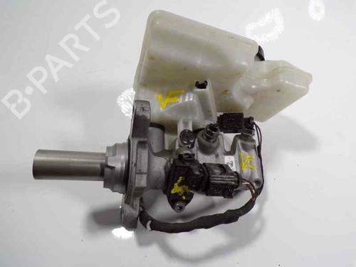 Used Brake master cylinder Brake master cylinder SKODA KAROQ (NU7, ND7) 1.5 TSI (150 hp) 6836362 6836362