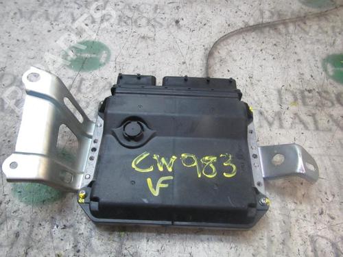 Used Engine control unit (ECU) Engine control unit (ECU) TOYOTA YARIS (_P9_) [2005-2014] 3838781 3838781