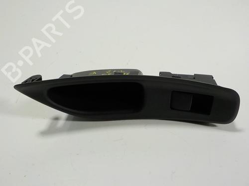 Used Left rear window switch Left rear window switch TOYOTA YARIS CROSS (MXP_) 1.5 Hybrid (MXPJ10) (116 hp) 12226645 12226645