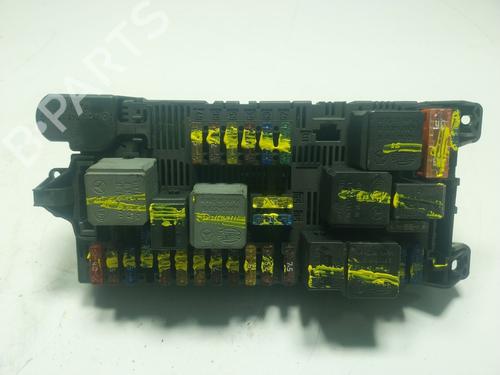 Used Fuse box MERCEDES-BENZ CLS (C219) CLS 350 (219.356) (272 hp) 18140356