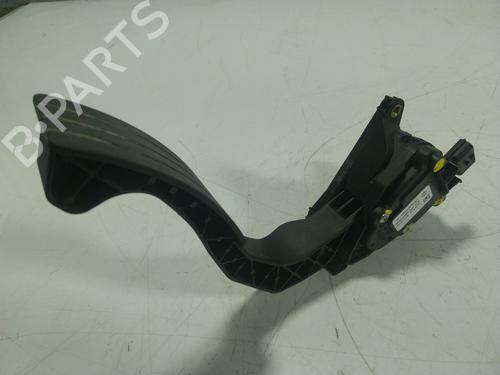 Used Pedal Pedal DACIA SANDERO II TCe 90 (B8M1, B8MA, B8AC) (90 hp) 18108575 18108575
