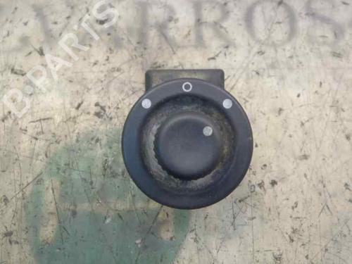 Used Mirror switch NISSAN PRIMASTAR Van (X83) 1.9 dCi 100 (100 hp) 3804044