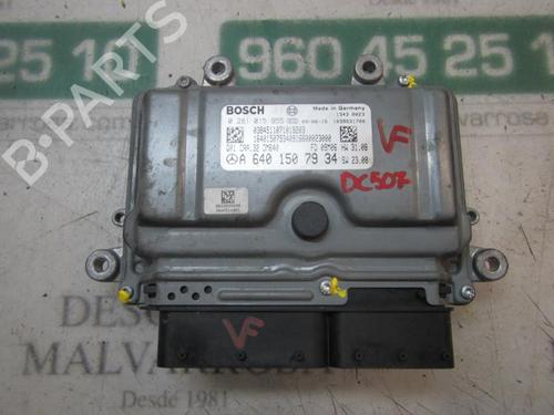 Used Engine control unit (ECU) Engine control unit (ECU) MERCEDES-BENZ B-CLASS Sports Tourer (W245) [2005-2011] 3879311 3879311