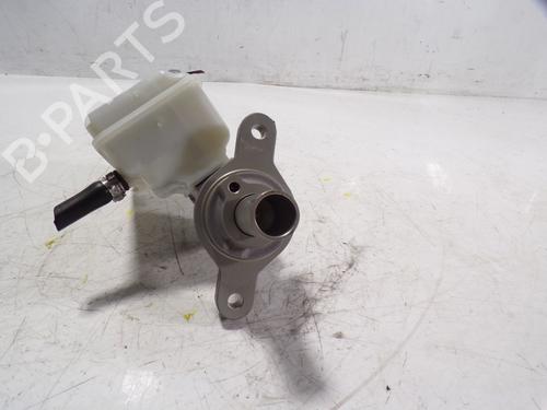 Used Brake master cylinder Brake master cylinder RENAULT KANGOO / GRAND KANGOO II (KW0/1_) 1.5 dCi 90 (KW05, KW08, KW0G, KW11) (90 hp) 8957273 8957273
