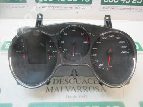 Used Instrument cluster SEAT LEON (1P1) 1.6 TDI (105 hp) 3877616
