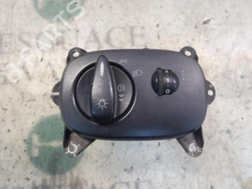 Used Headlight switch Headlight switch FORD TRANSIT Van (FA_ _) 2.0 DI (FAE_, FAF_, FAG_) (86 hp) 3800795 3800795