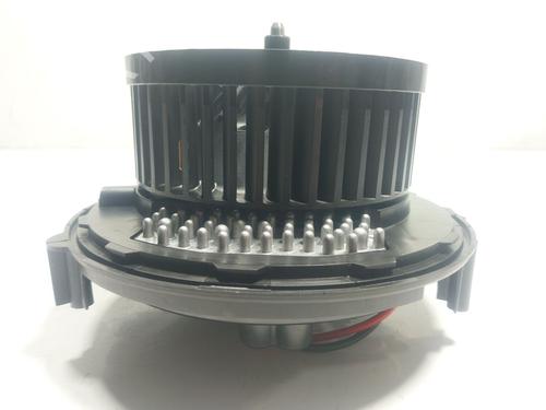 Used Heater blower motor Heater blower motor VW TOURAN (5T1) 2.0 TDI (122 hp) 19395737 19395737