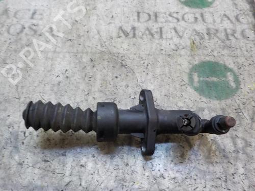 Used Clutch slave cylinder Clutch slave cylinder PEUGEOT PARTNER Box Body/MPV 1.6 HDi 90 (92 hp) 14279230 14279230