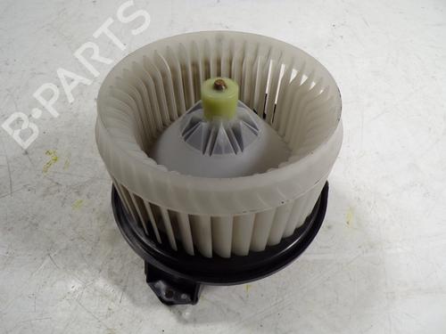 Used Heater blower motor Heater blower motor TOYOTA YARIS (_P13_) 1.3 (NSP130_, NSP130) (99 hp) 8141964 8141964