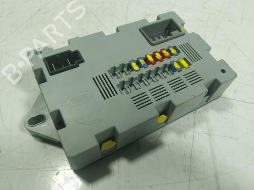 Used Fuse box Fuse box JAGUAR F-PACE (X761) 2.0 TD4 AWD (180 hp) 17441626 17441626