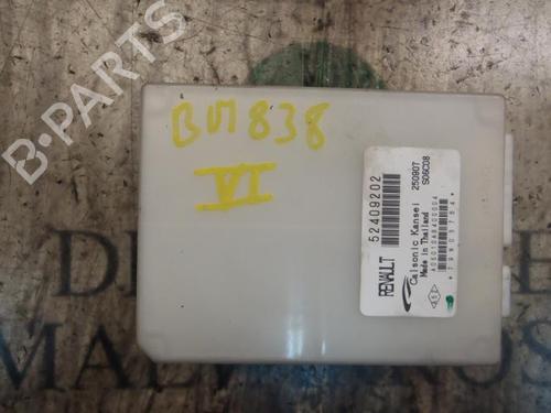 Used Electronic module Electronic module RENAULT LAGUNA III (BT0/1) 2.0 dCi (BT01, BT08, BT09, BT0E, BT0K, BT12, BT1C, BT1D,... (150 hp) 3802043 3802043