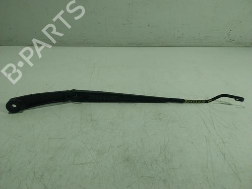 Front windshield wiper arm HYUNDAI ix35 (LM, EL, ELH) 1.7 CRDi | BP20129529C143 