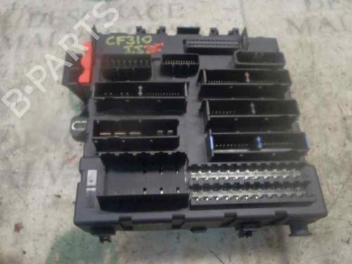 Used Fuse box Fuse box OPEL VECTRA C (Z02) 2.2 DTI 16V (F69) (125 hp) 3814194 3814194