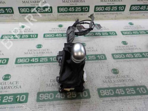 Used Gear lever Gear lever TOYOTA C-HR (_X1_) 1.8 Hybrid (ZYX10_, ZYX11_, ZYX10R, ZYX11R) (122 hp) 7411989 7411989