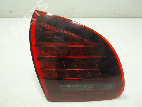 Lampa tylna klapy bagażnika lewa PORSCHE CAYENNE (92A) 4.8 Turbo 95863109321