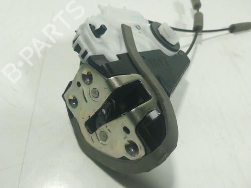 Rear right lock TOYOTA YARIS (_P21_, _PA1_, _PH1_) 1.5 (MXPA11) 69050K0040 | M7314470
