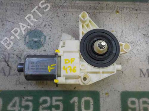 Used Left front window motor Left front window motor MERCEDES-BENZ S-CLASS (W222, V222, X222) S 350 BlueTEC / d (222.132, 222.032, 222.123) (258 hp) 6681558 6681558
