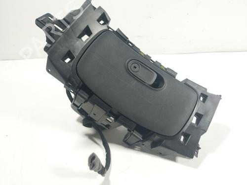 Used Glove box Glove box SMART FORFOUR Hatchback (453) electric drive (453.091) (82 hp) 16876533 16876533