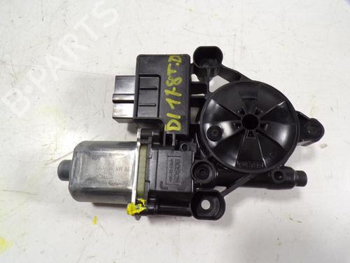 Used Right rear window motor Right rear window motor SEAT LEON (5F1) 1.2 TSI (110 hp) 8819037 8819037