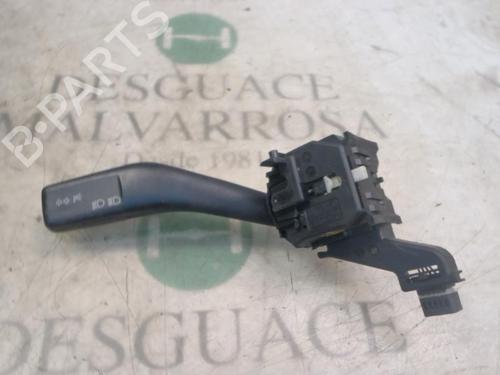Used Steering column stalk VW TOURAN (1T1, 1T2) 1.9 TDI (100 hp) 3801699