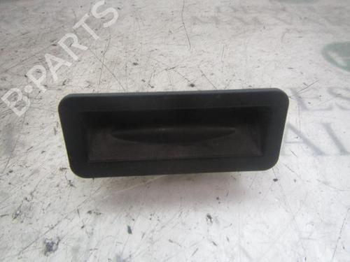 Used Tailgate handle Tailgate handle FORD FIESTA VI (CB1, CCN) 1.25 (82 hp) 3824221 3824221