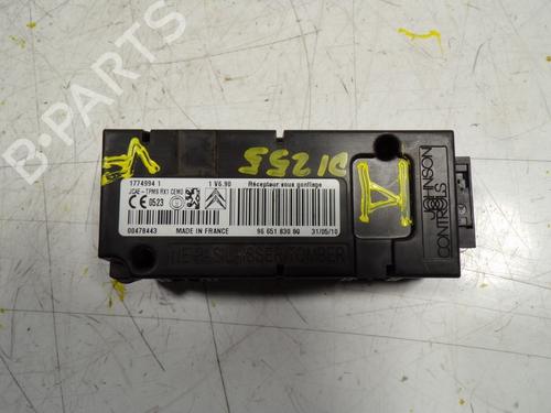 Used Electronic module PEUGEOT 5008 (0U_, 0E_) 1.6 HDi (110 hp) 8856989