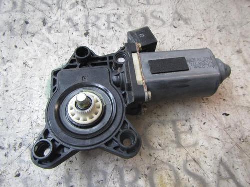 Used Left rear window motor MERCEDES-BENZ S-CLASS (W220) [1998-2005]  3825465