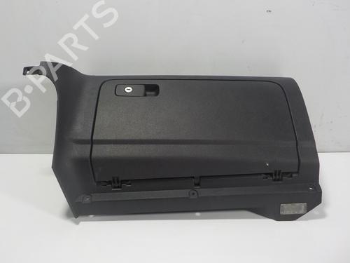 Used Glove box Glove box VW SCIROCCO III (137, 138) 2.0 TDI (140 hp) 10737002 10737002