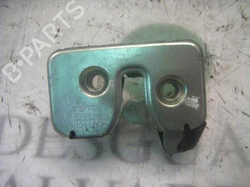 Used Tailgate lock SEAT IBIZA II (6K1) 1.4 i (60 hp) 3761942