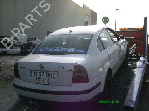 Venstre fortil bærearm VW PASSAT B5.5 (3B3) 1.9 TDI | BP3774804M12 