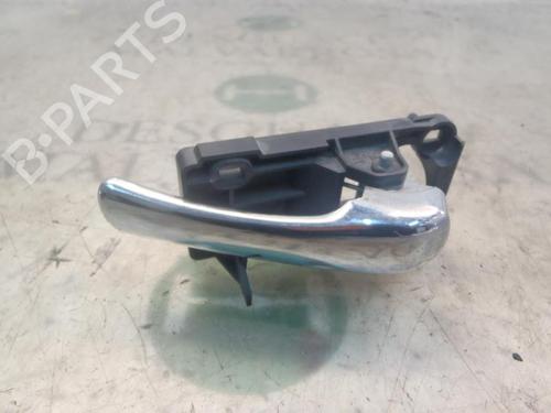 Used Front right interior door handle Front right interior door handle ALFA ROMEO 147 (937_) 1.9 JTDM 16V (937.AXN1B, 937.BXN1B) (150 hp) 4019237 4019237