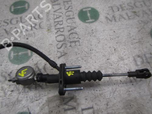 Used Clutch slave cylinder Clutch slave cylinder OPEL ASTRA H GTC (A04) 1.9 CDTI (L08) (120 hp) 14274977 14274977