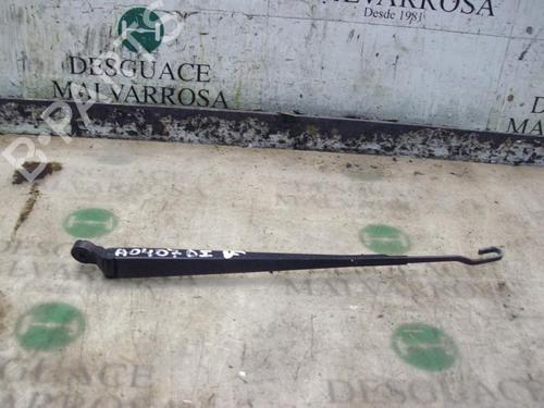 Used Front windshield wiper arm Front windshield wiper arm 4021493 4021493