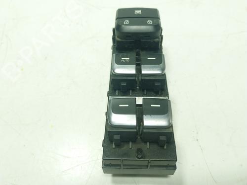 Used Left front window switch Left front window switch KIA SPORTAGE IV (QL, QLE) 2.0 CRDi (136 hp) 27674211 27674211