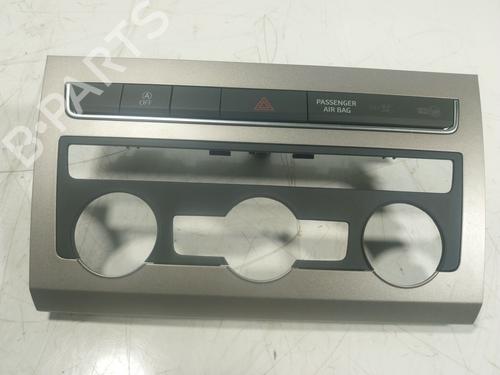 Used Warning switch Warning switch SEAT ATECA (KH7, KHP) 1.5 TSI (150 hp) 17142837 17142837