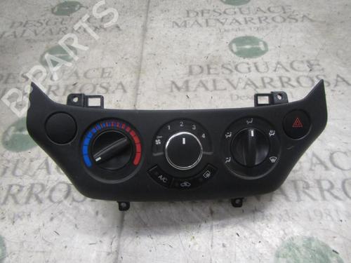 AC Styreenhet / Manøvreringsenhet CHEVROLET AVEO / KALOS Hatchback (T250, T255) 1.4 (101 hp) 3831371