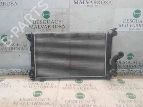 Used Water radiator TOYOTA AVENSIS Saloon (_T25_) 2.0 VVT-i (AZT250_, AZT250R) (147 hp) 3805233